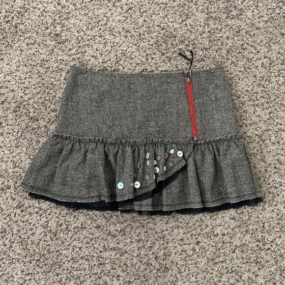 Free People Gray Ruffle Mini Skirt With Red Zipper & Button Accents - Picture 1 of 6